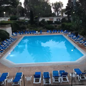 Maeva Clubhotel Raphael Appart hôtel Saint-Raphaël